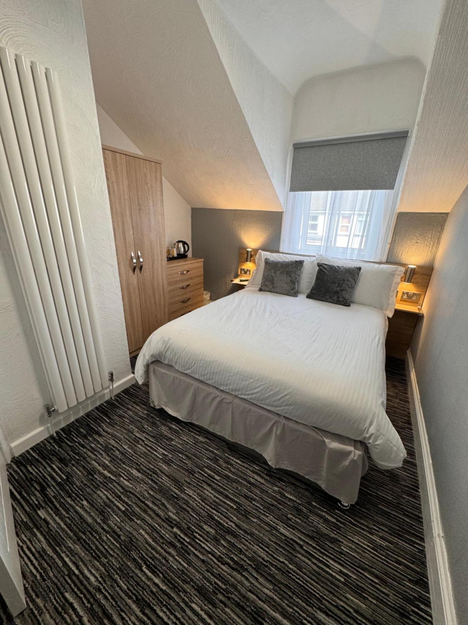 Delovely Hotel Blackpool Luaran gambar